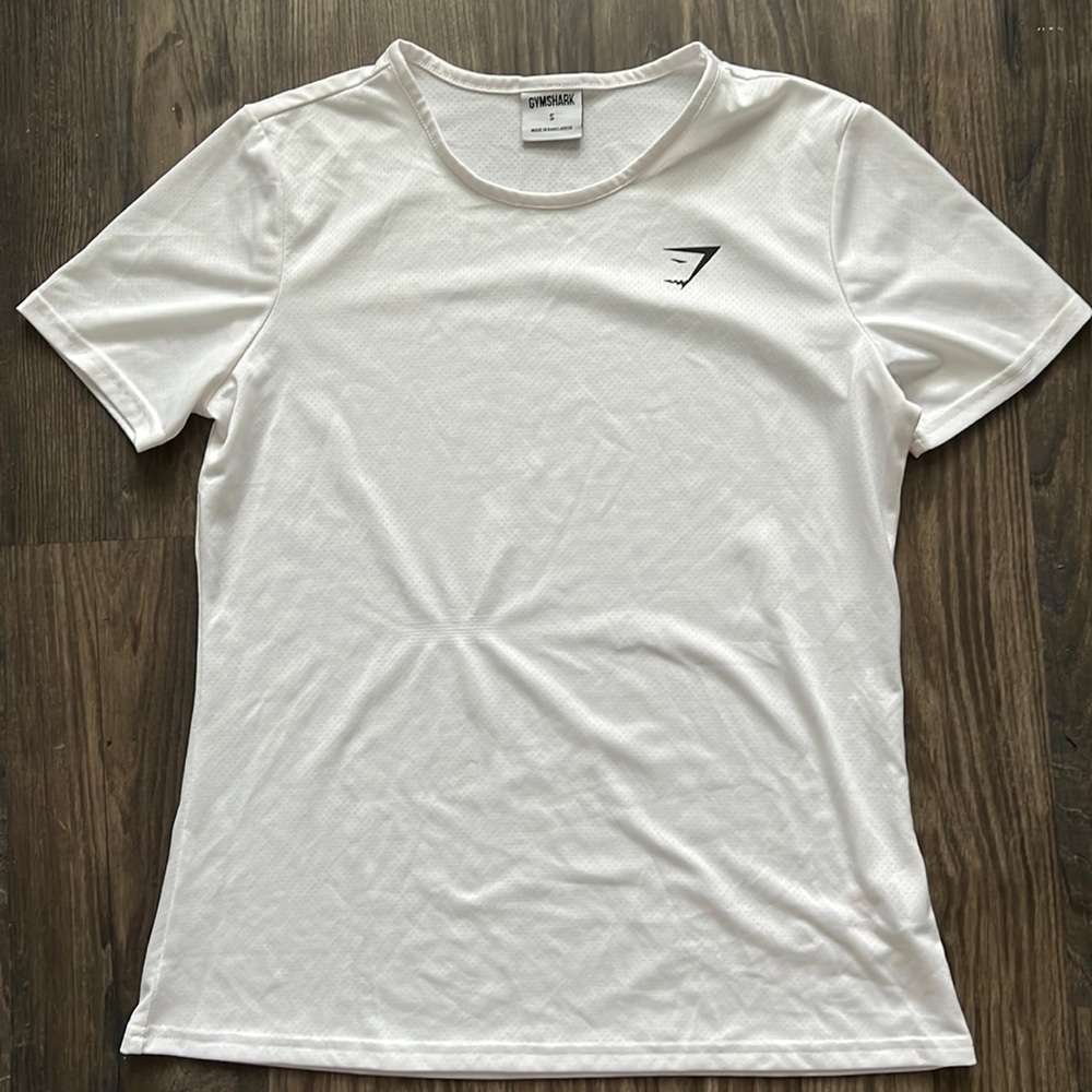 Womens Gymshark workout Tee size small